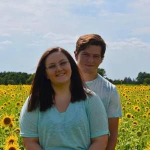 Meet your Posher, Levi